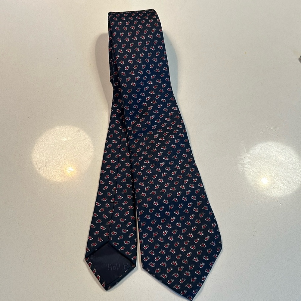 HOLT RENFREW silk tie